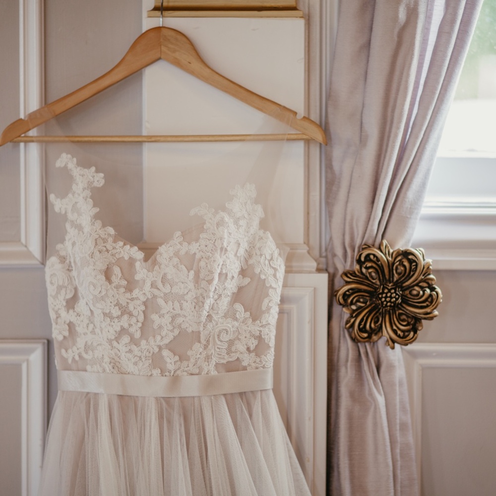 Watters Azriel gown Ivory/Latte/Mocha size 2 - Picture 3 of 9